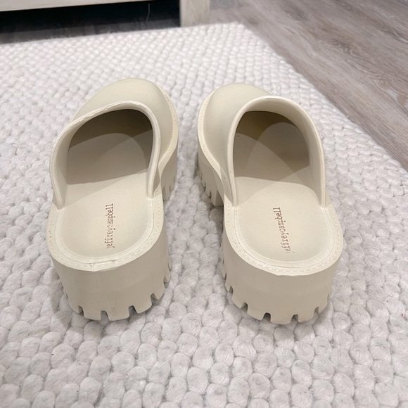 Jeffrey Campbell Beige Clogge in Sea Salt - Picture 8 of 9